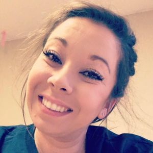 Meet your Posher, Carrie